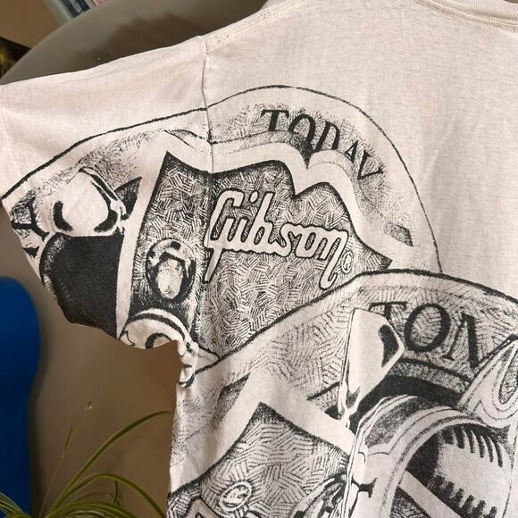 Vintage Gibson Guitar Promo Shirt - Picture 5 of 8